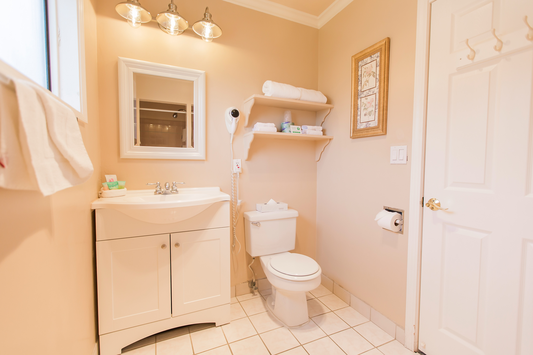 Peach Tree Inn — photo 36 of 60